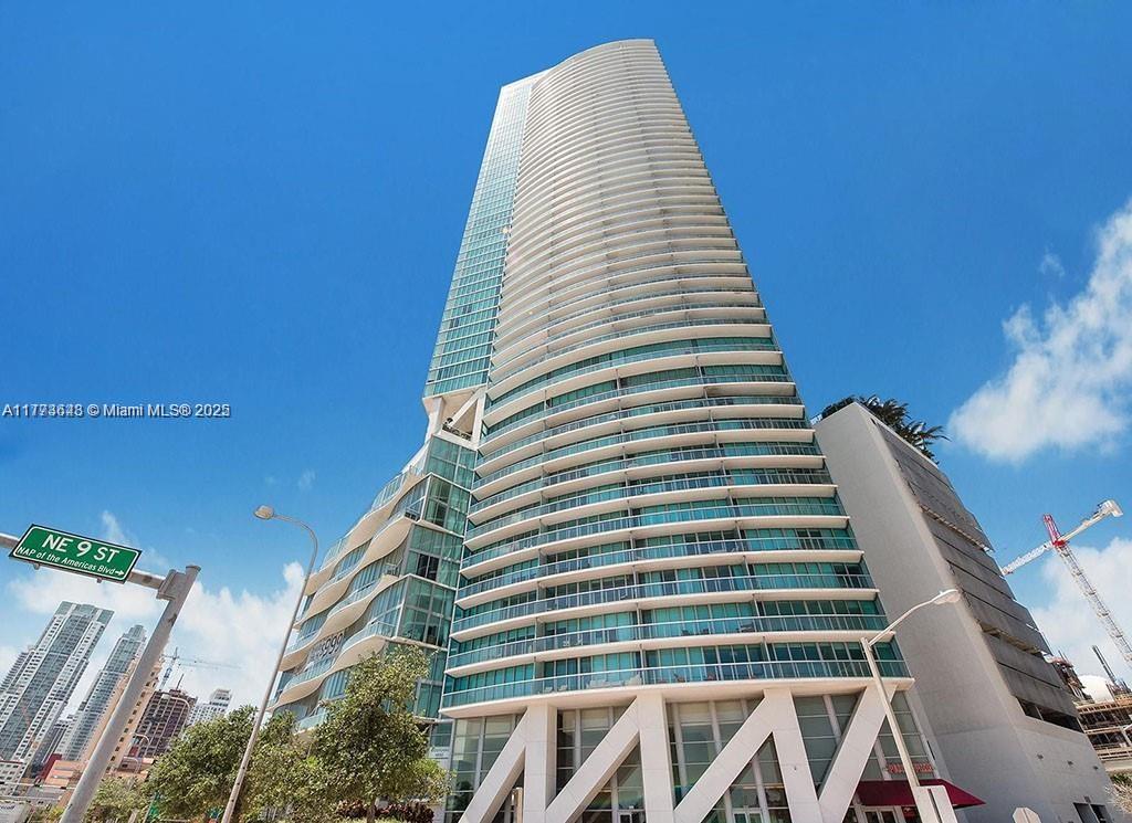 MARINABLUE CONDO - Residential Lease