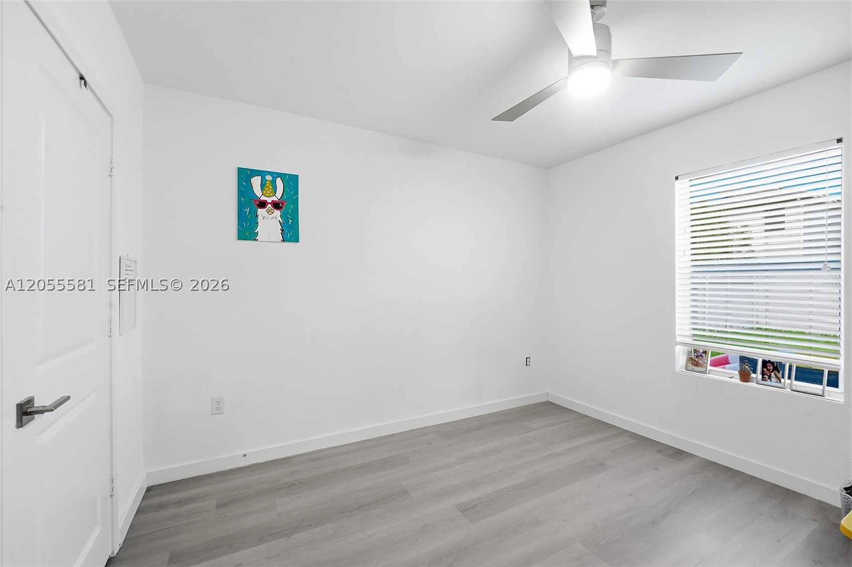ROYAL HOMES WEST - Residential