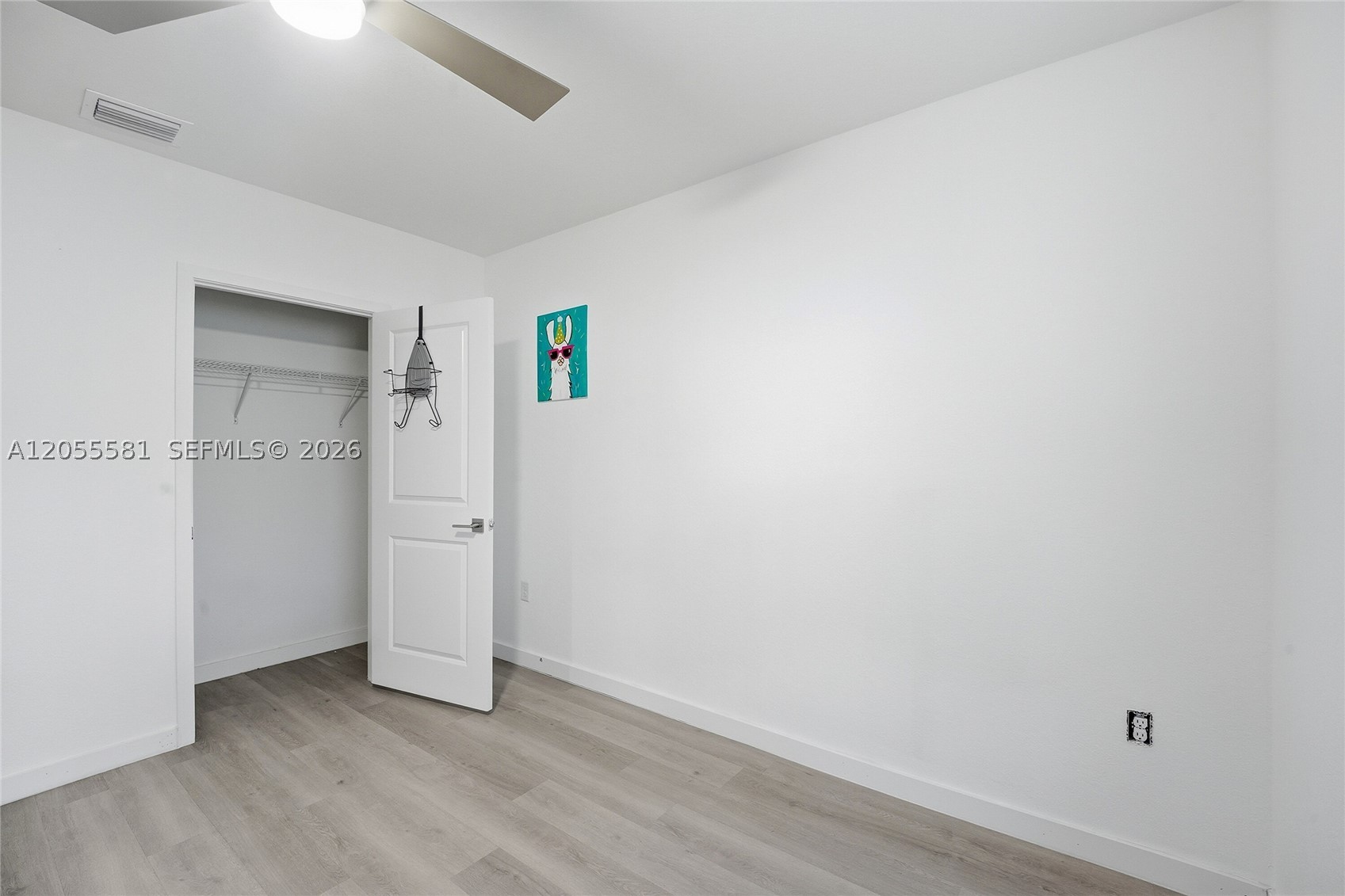 ROYAL HOMES WEST - Residential