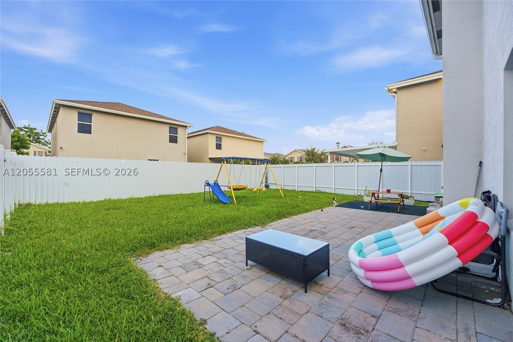 ROYAL HOMES WEST - Residential