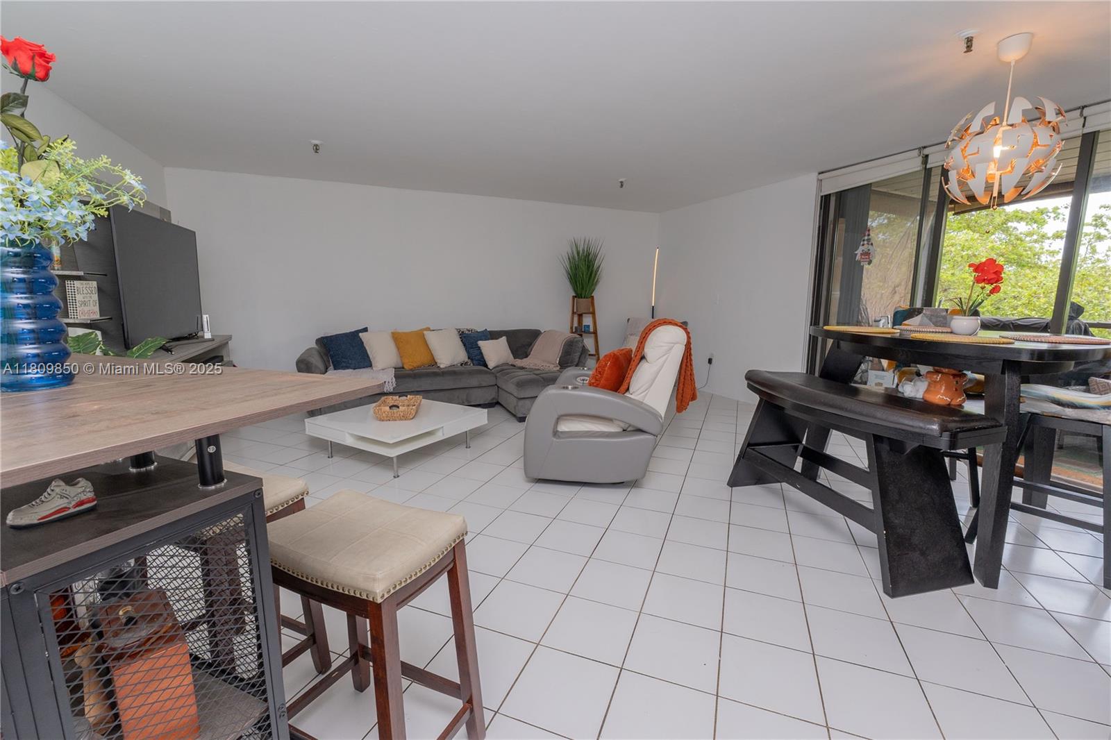 COCO WOOD CONDO - Residential