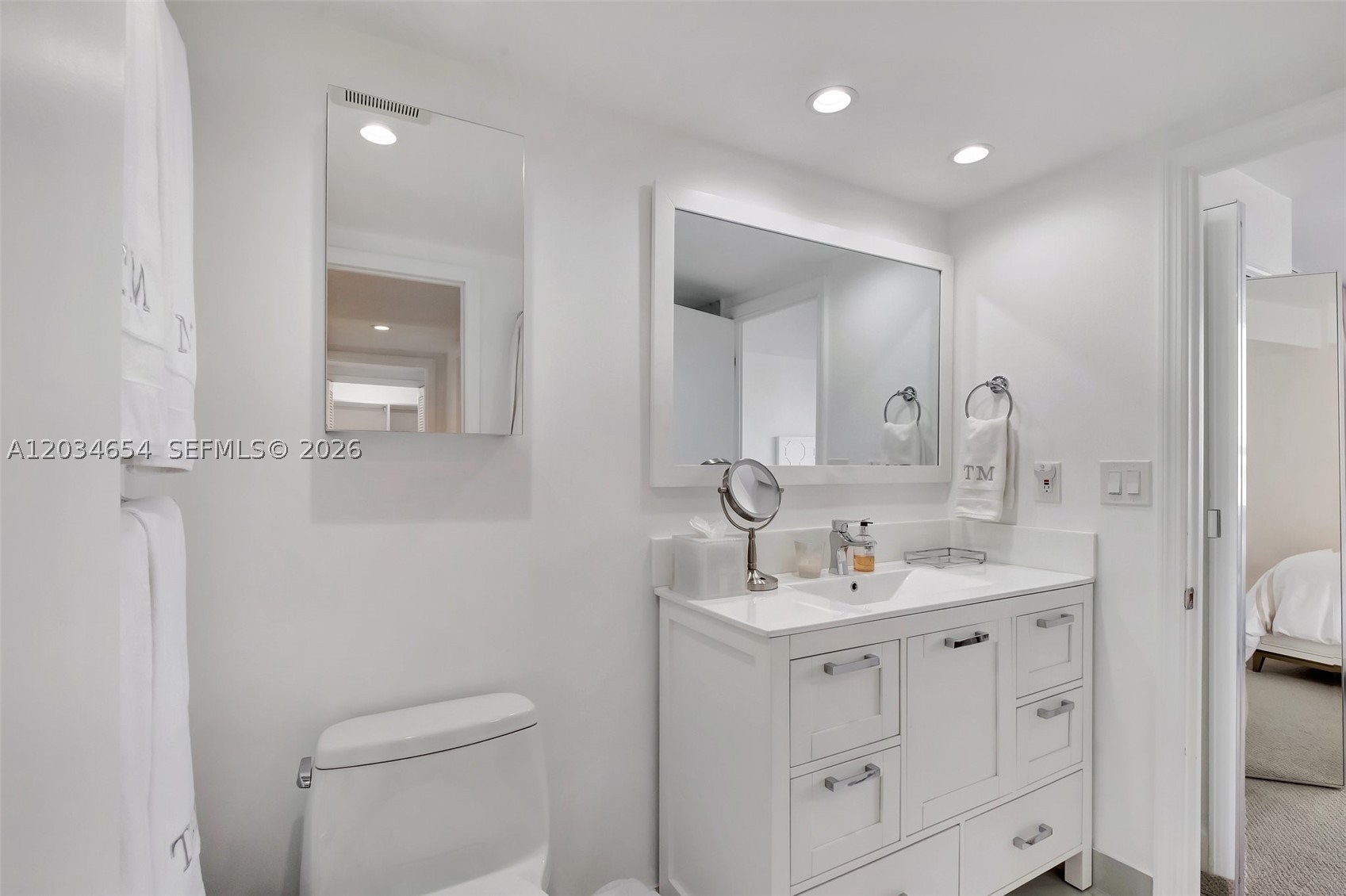GROVE ISLE CONDO - Residential Lease