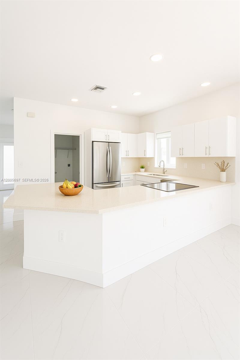 DIXIE HEIGHTS - Residential