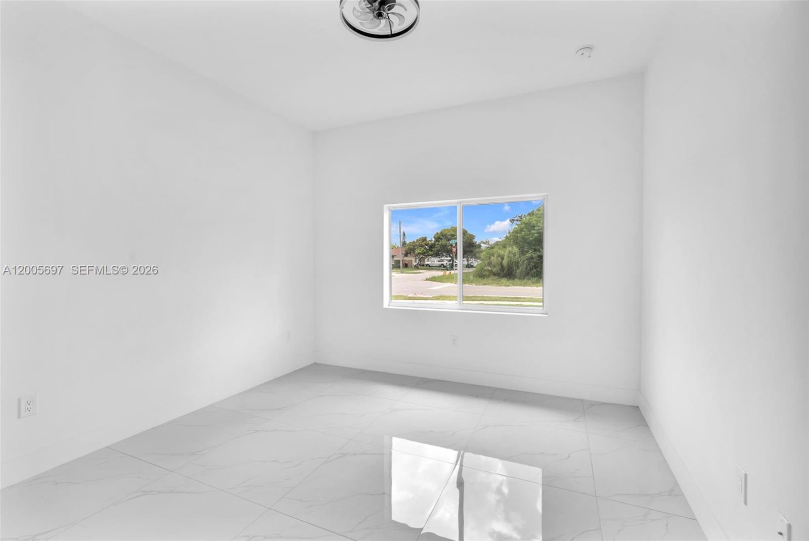 DIXIE HEIGHTS - Residential