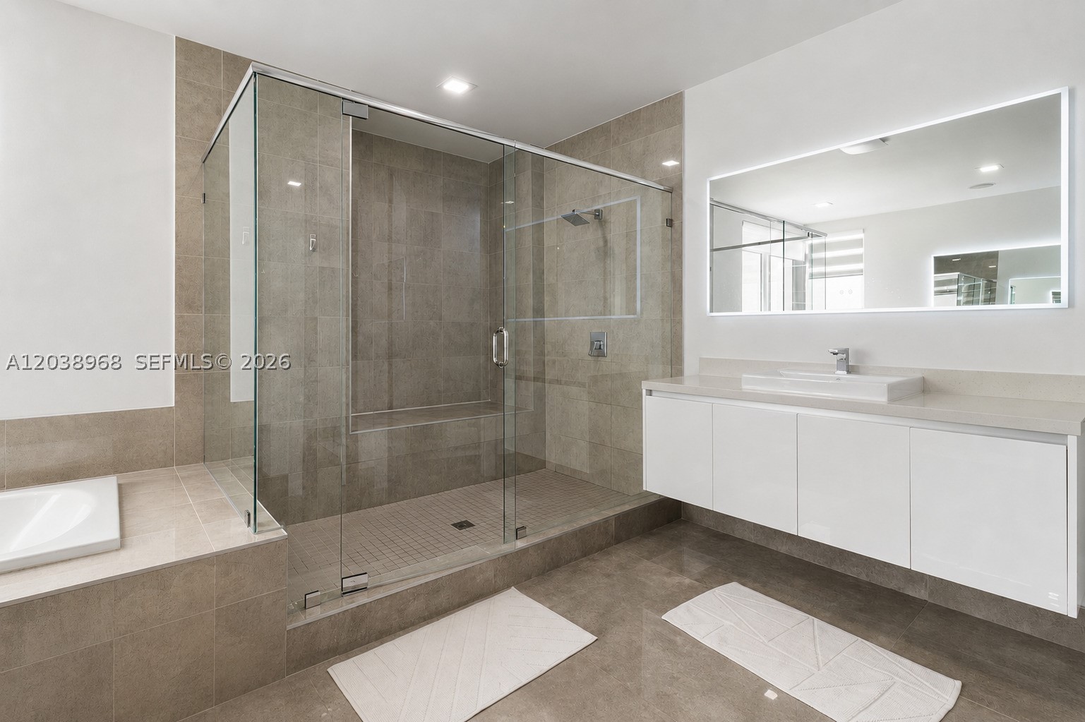 DORAL COMMONS RESIDENTIAL - Residential