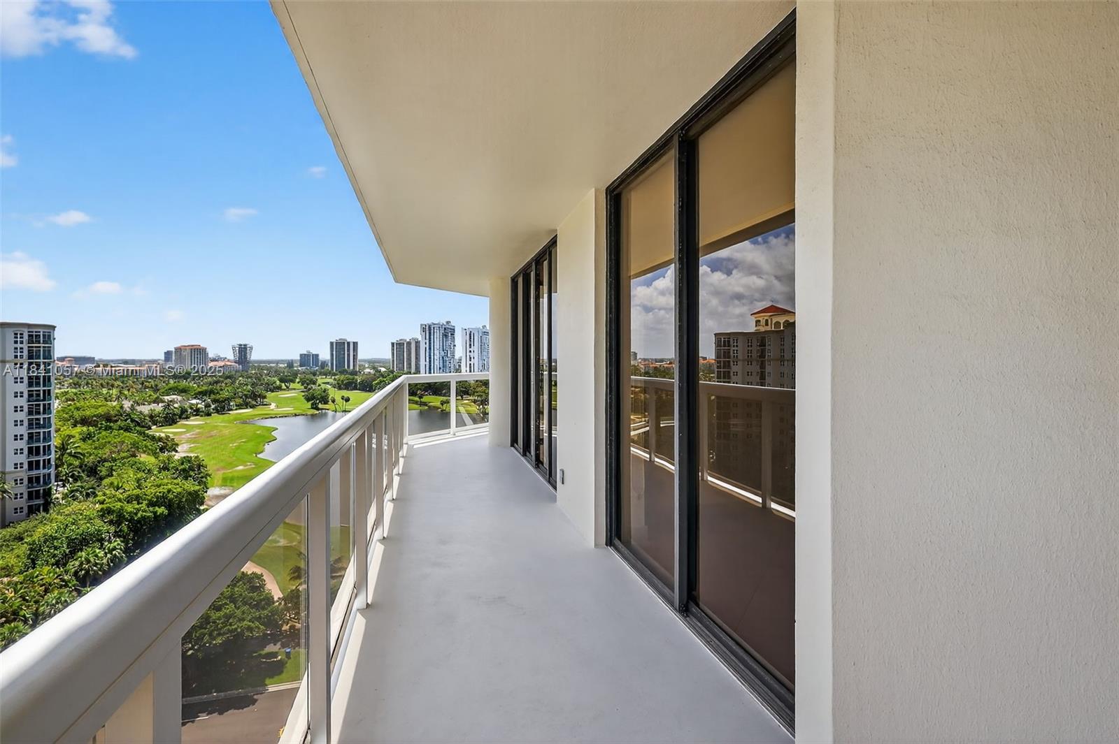 THE LANDMARK CONDO - Residential