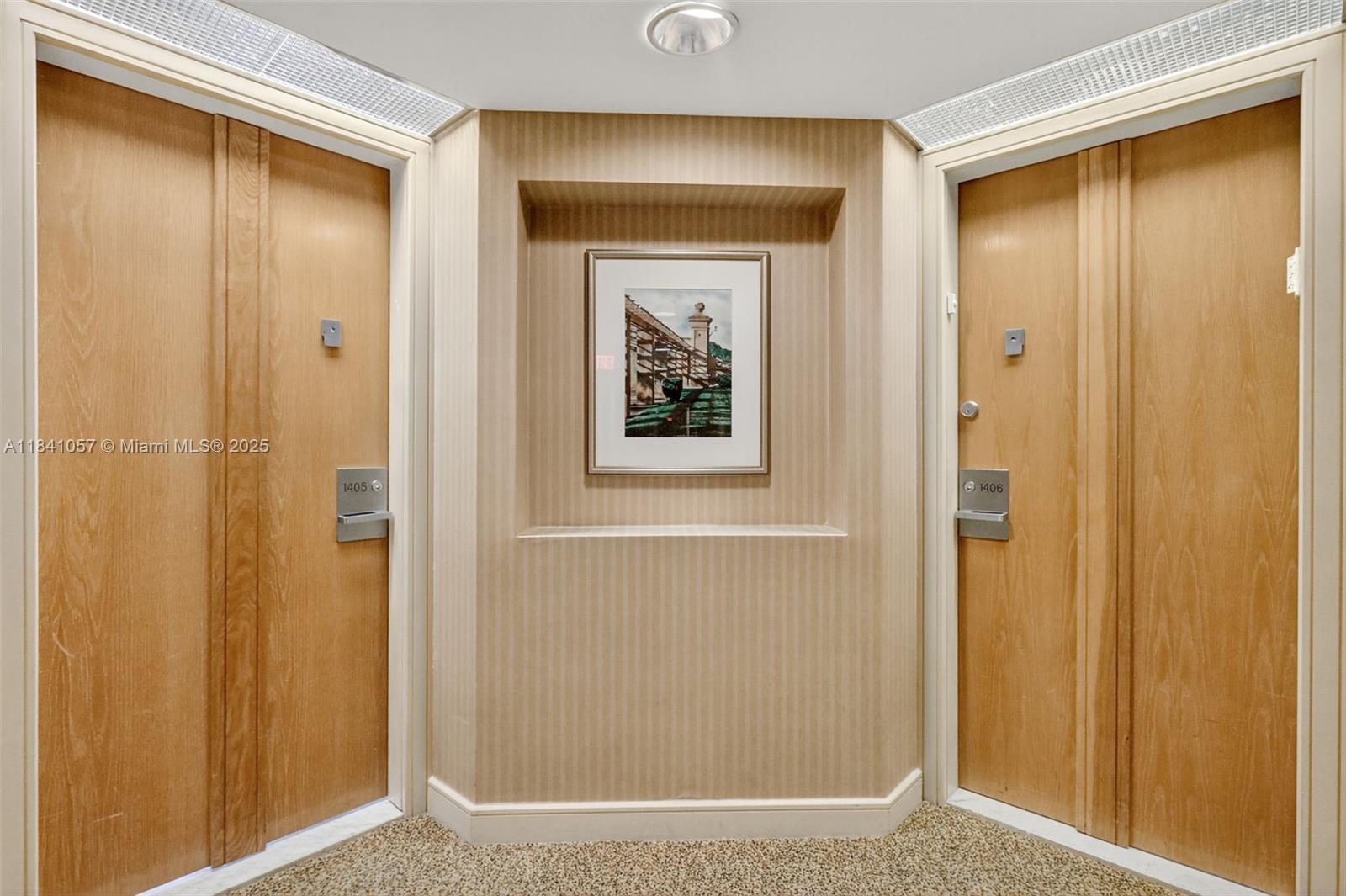 THE LANDMARK CONDO - Residential
