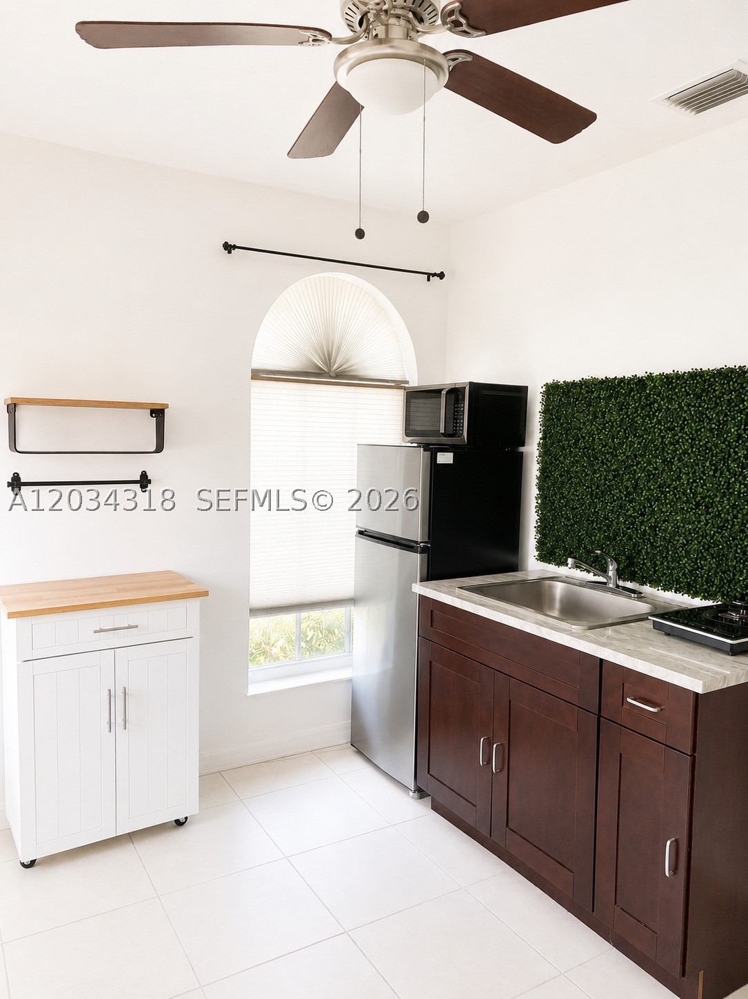 KENDALL FAMILY ESTATES PH - Residential