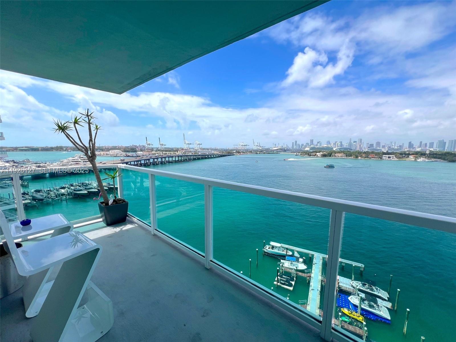 THE FLORIDIAN CONDO - Residential
