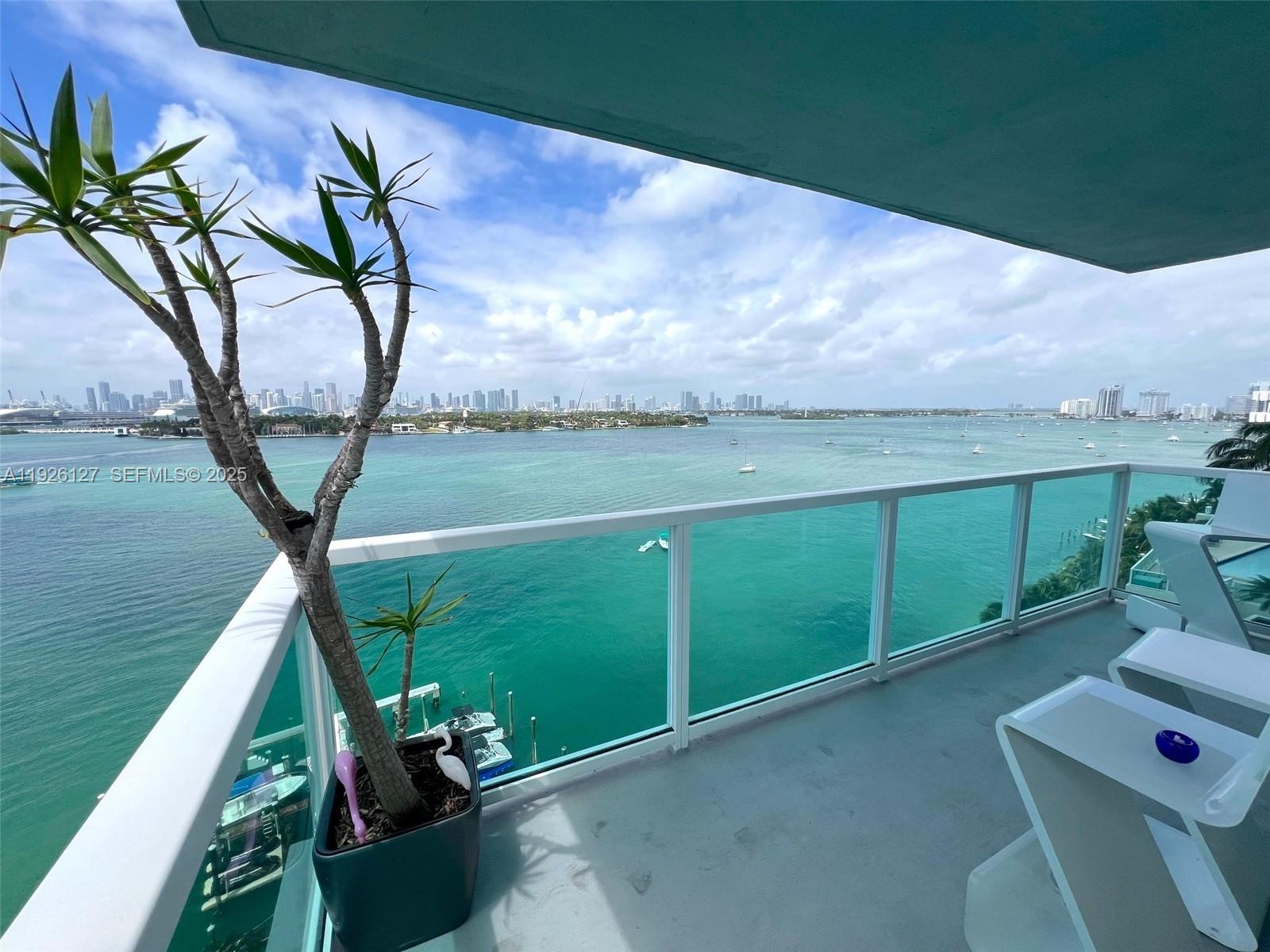 THE FLORIDIAN CONDO - Residential