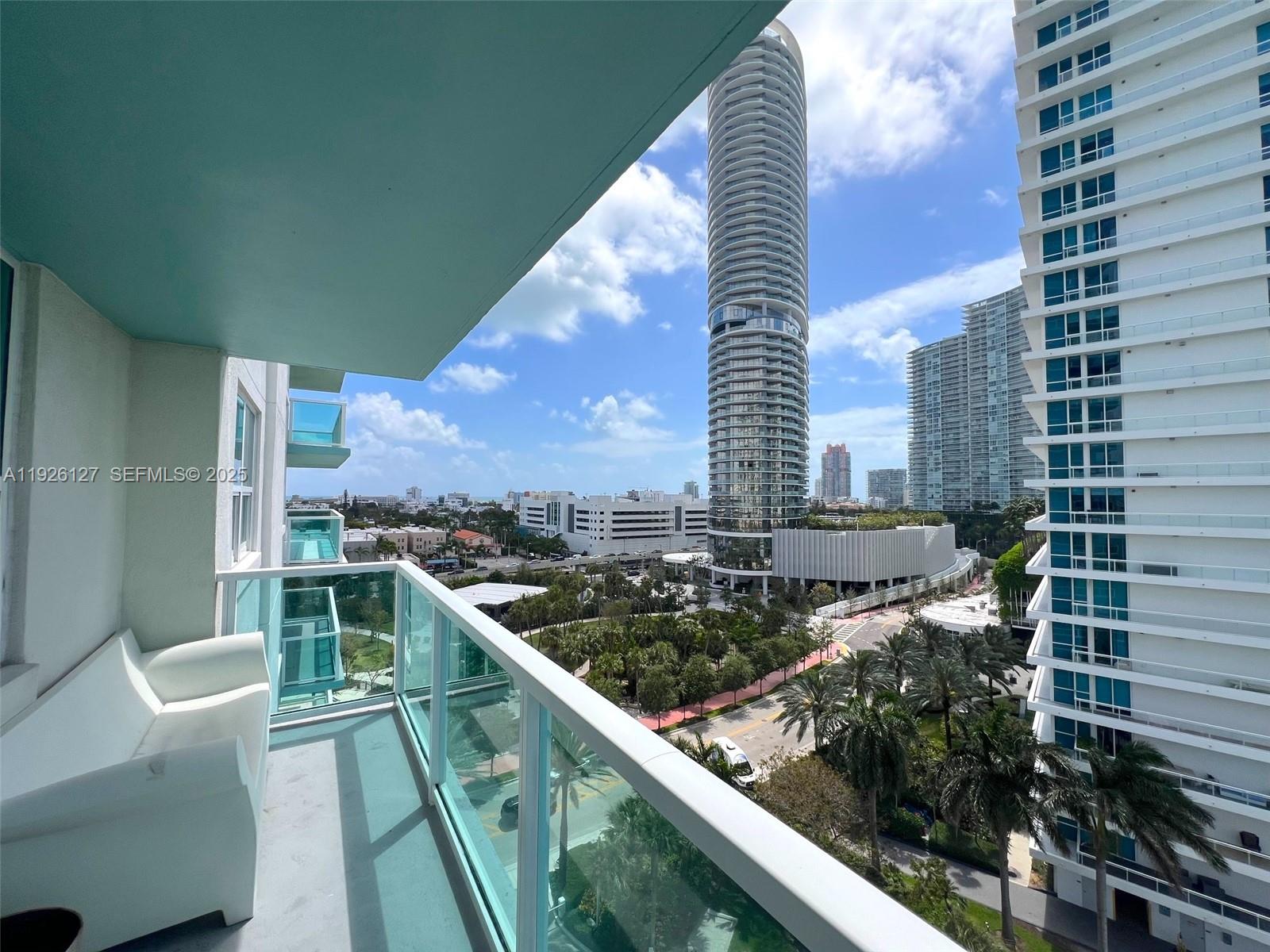 THE FLORIDIAN CONDO - Residential