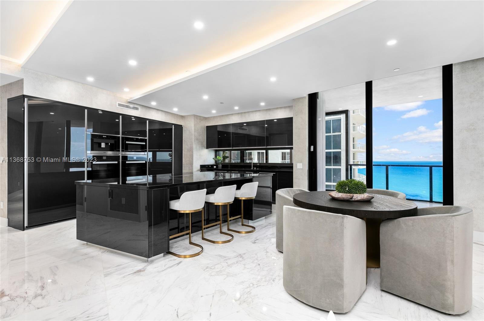 18555 COLLINS AVENUE COND - Residential