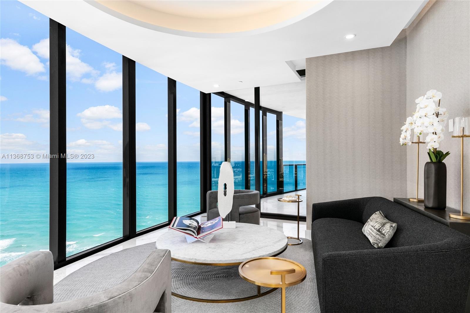 18555 COLLINS AVENUE COND - Residential