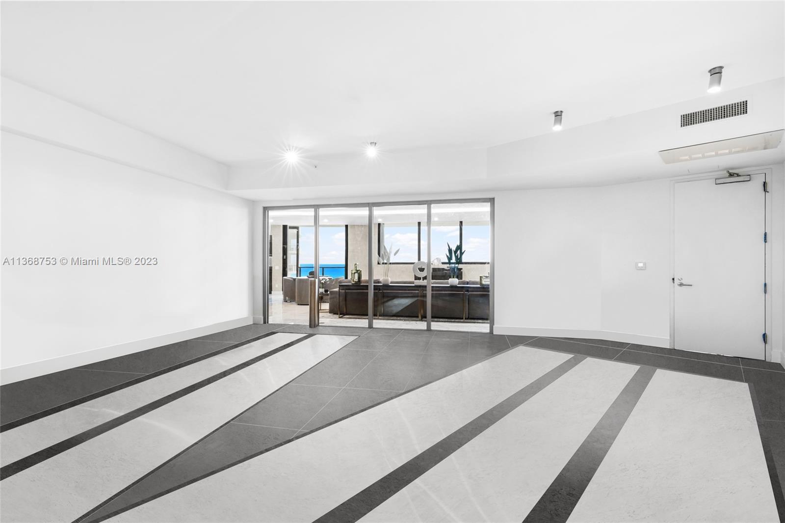 18555 COLLINS AVENUE COND - Residential