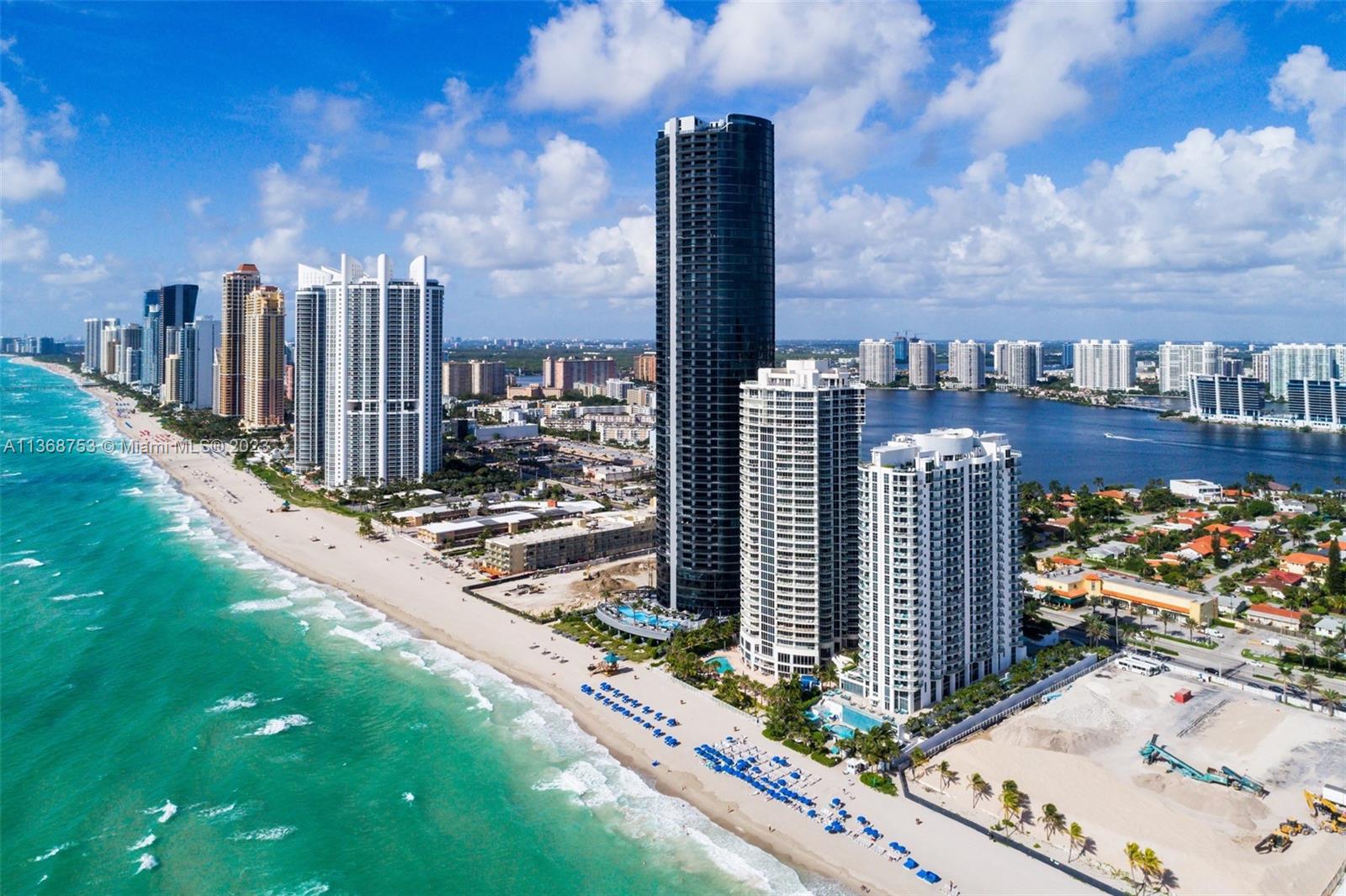 18555 COLLINS AVENUE COND - Residential