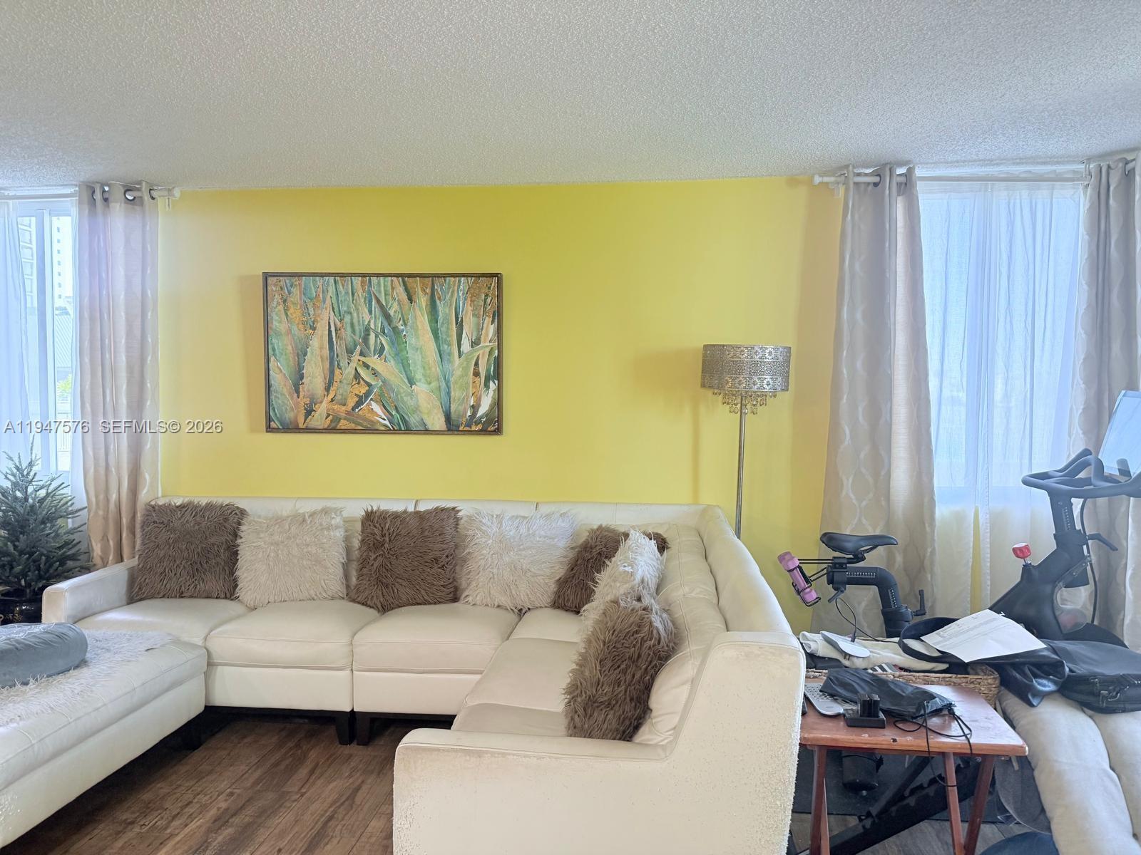 MADISON DOWNTOWN CONDO - Residential