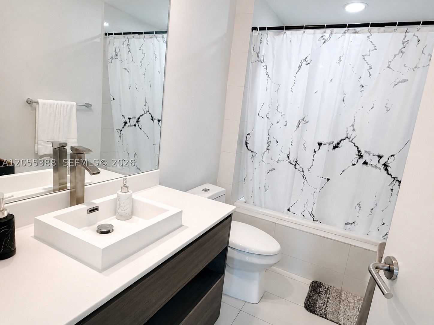 1100 MILLECENTO RESIDENCES - Residential Lease
