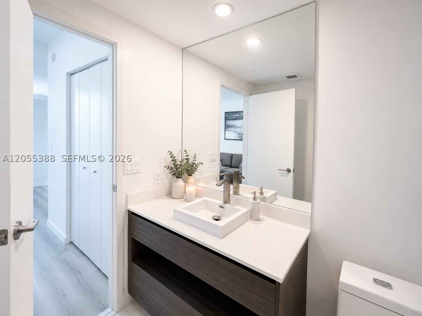 1100 MILLECENTO RESIDENCES - Residential Lease