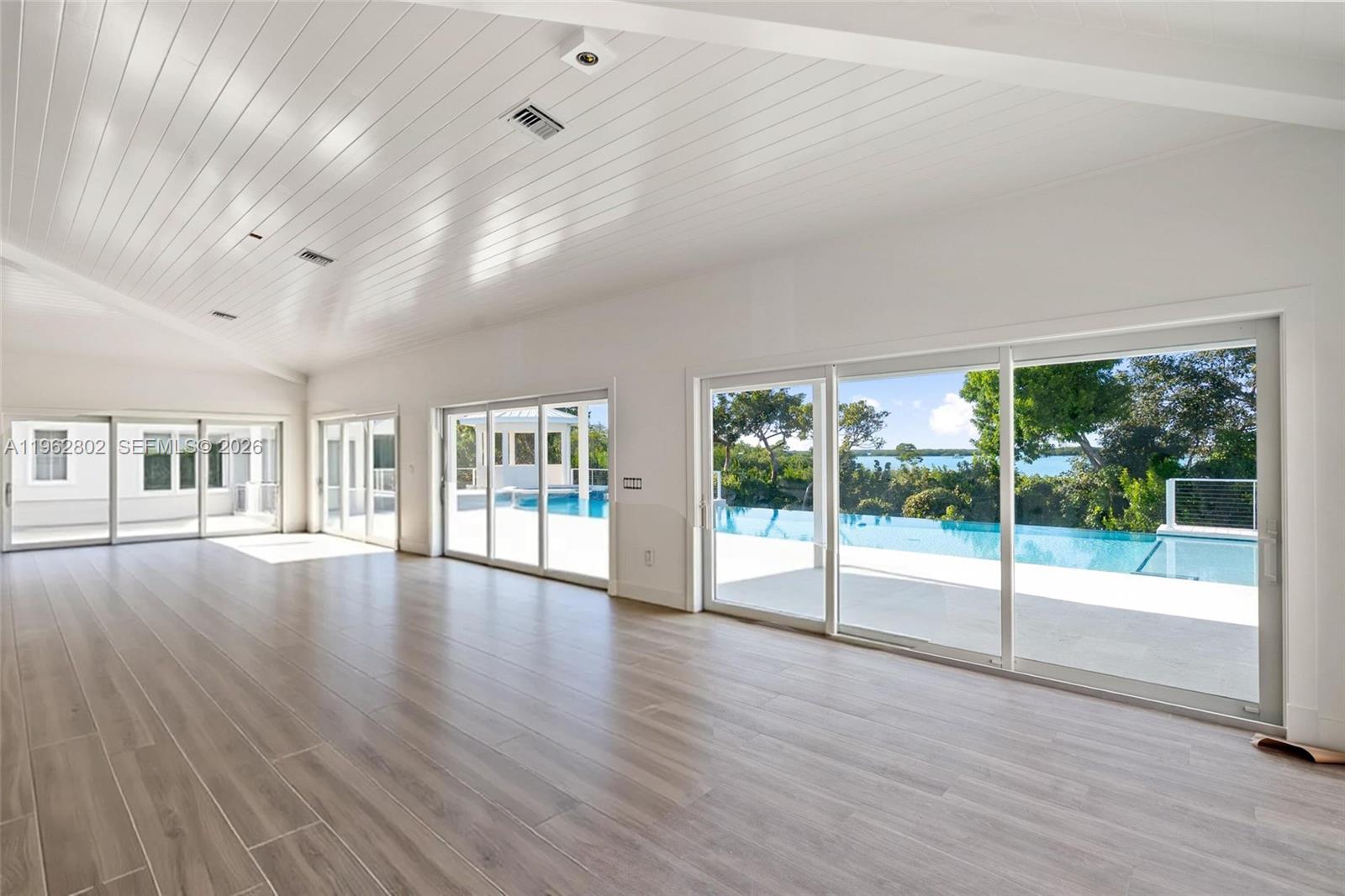 Upper Matecumbe - Residential