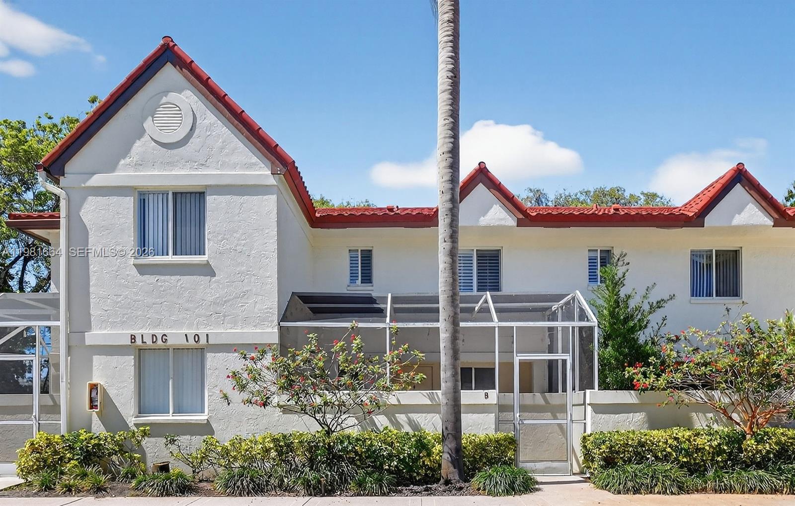 HALF MOON BAY CONDO - Residential