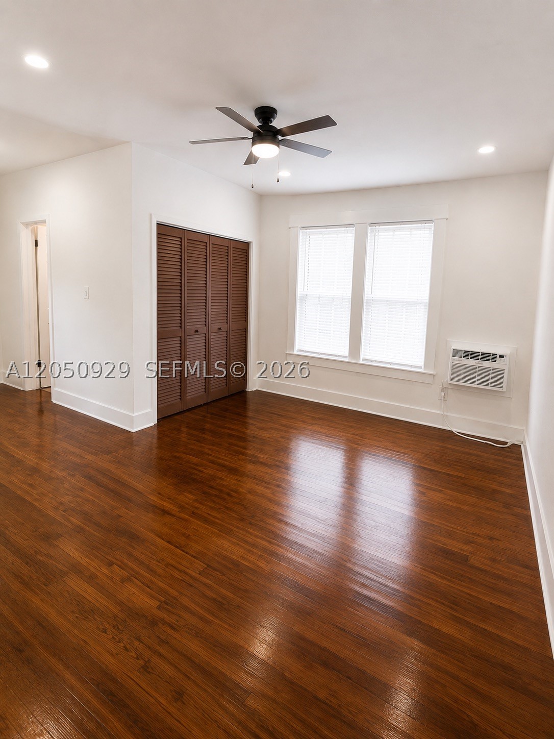 PARK FRONT CONDO - Residential Lease
