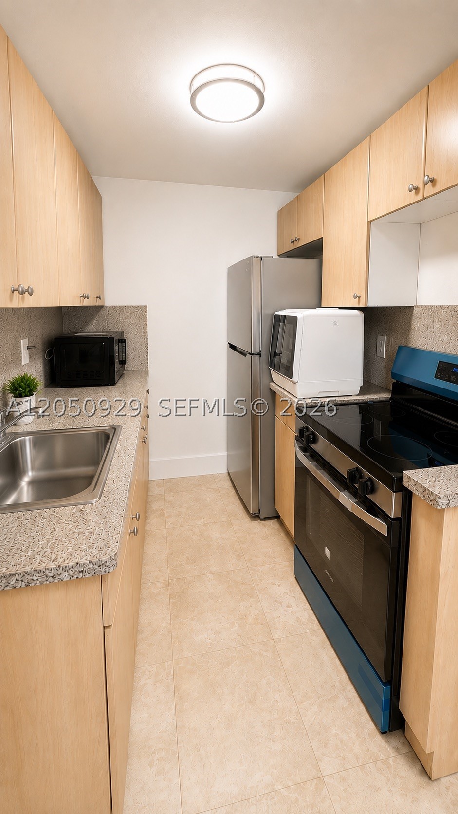PARK FRONT CONDO - Residential Lease