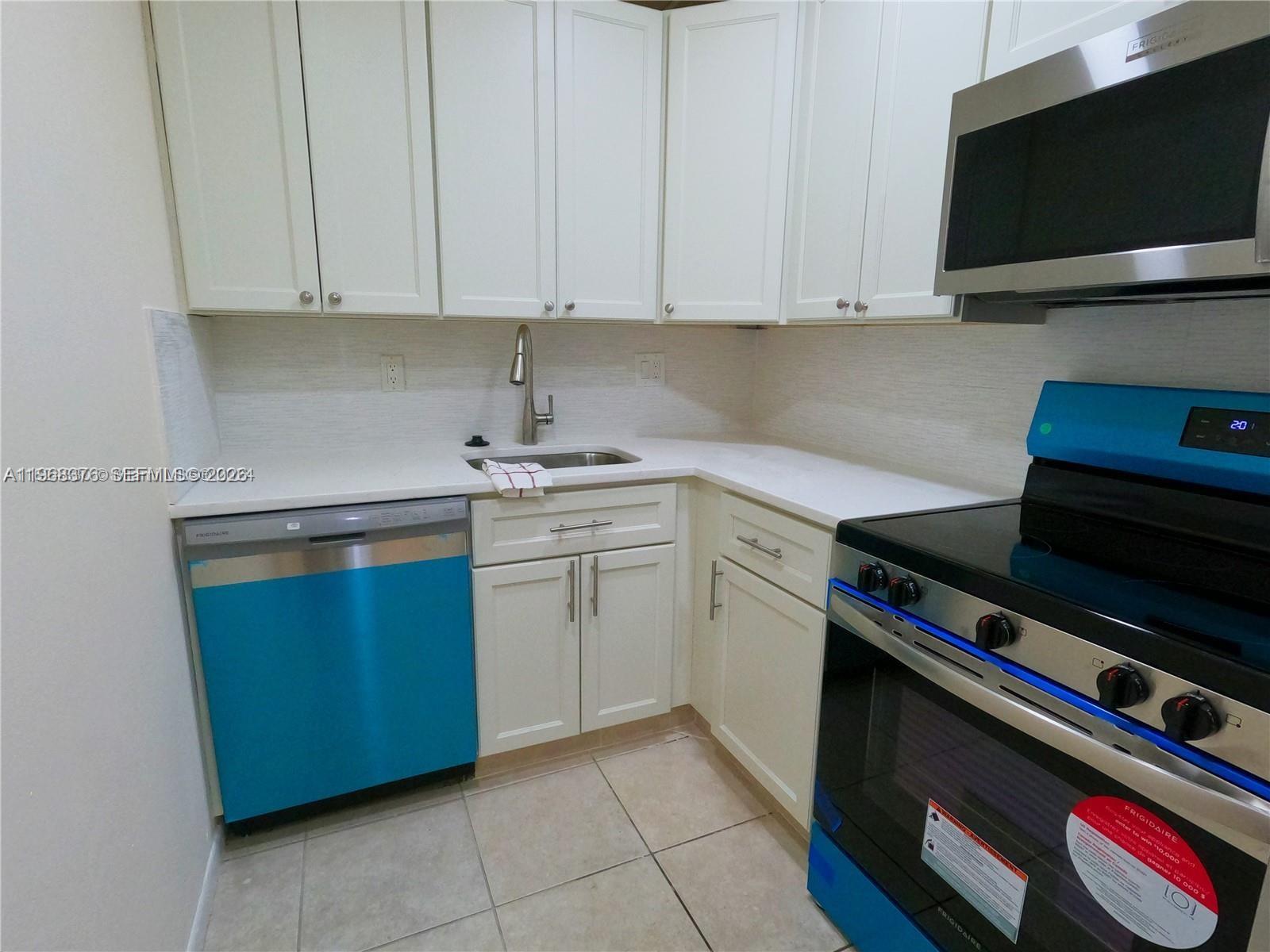 SPANISH OAKS CONDO - Residential