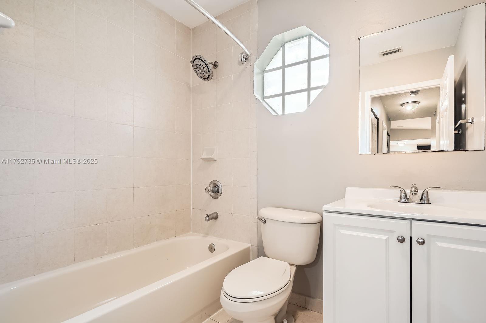OAKS SOUTH - Residential