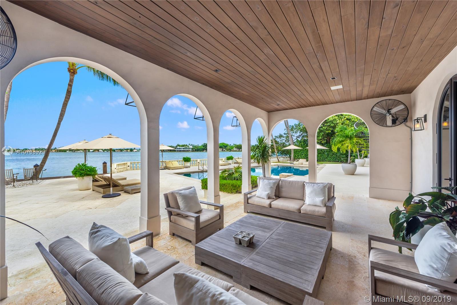 LA GORCE GOLF SUB - Residential
