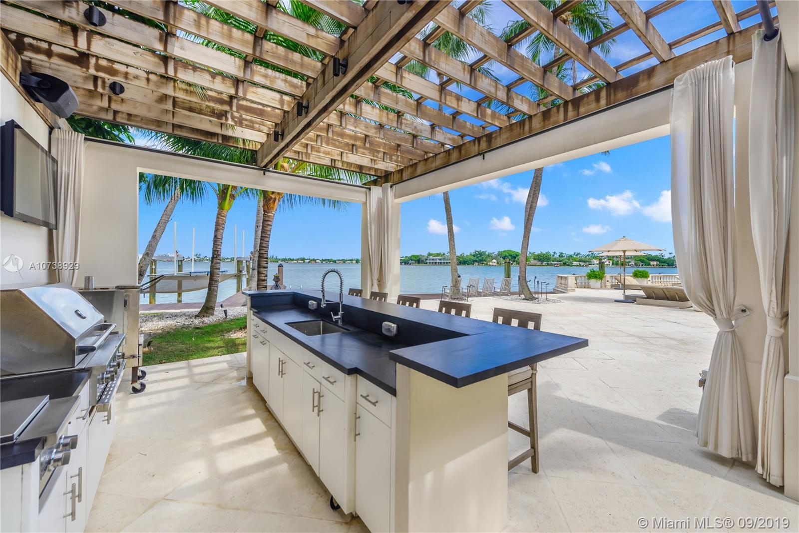 LA GORCE GOLF SUB - Residential