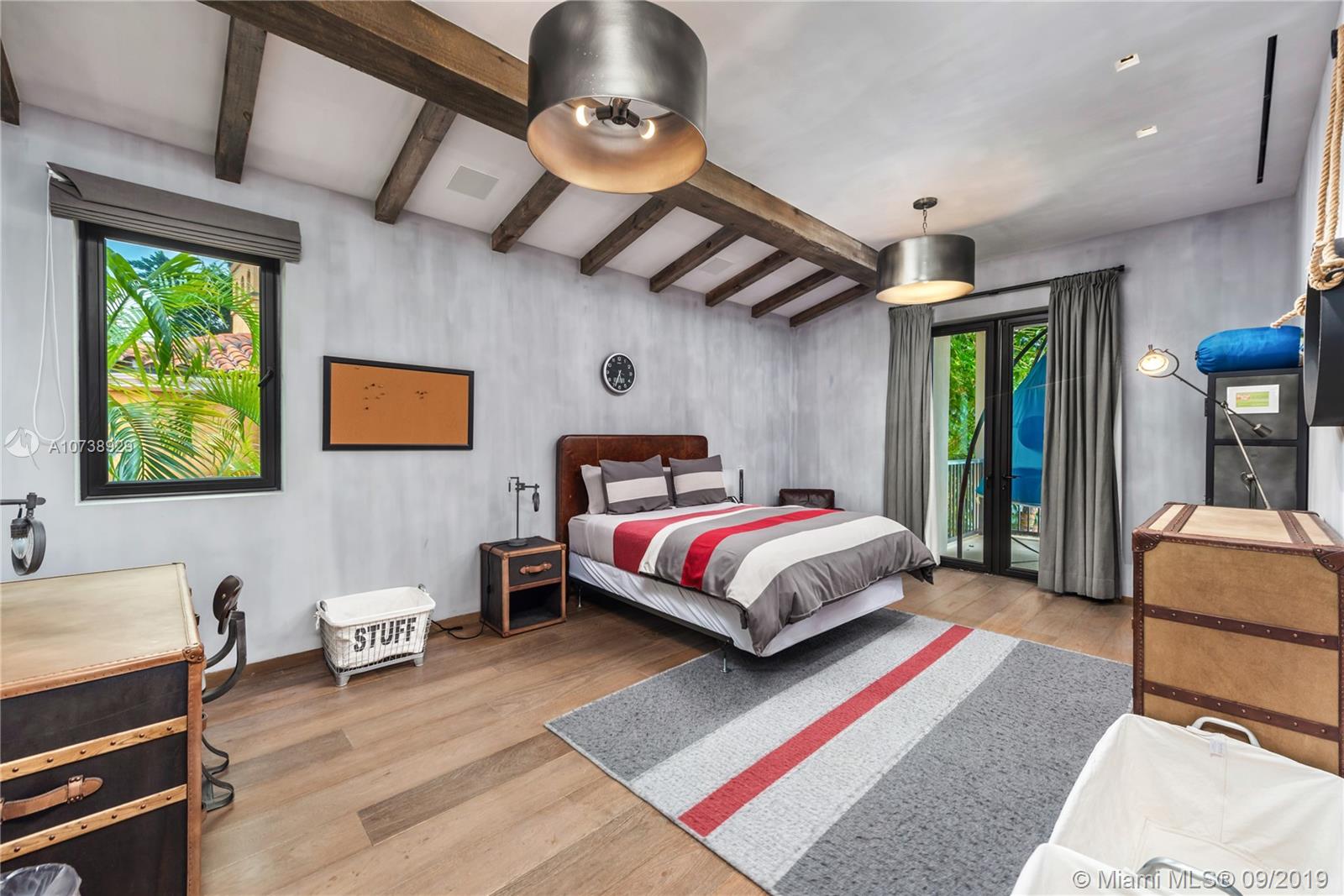 LA GORCE GOLF SUB - Residential