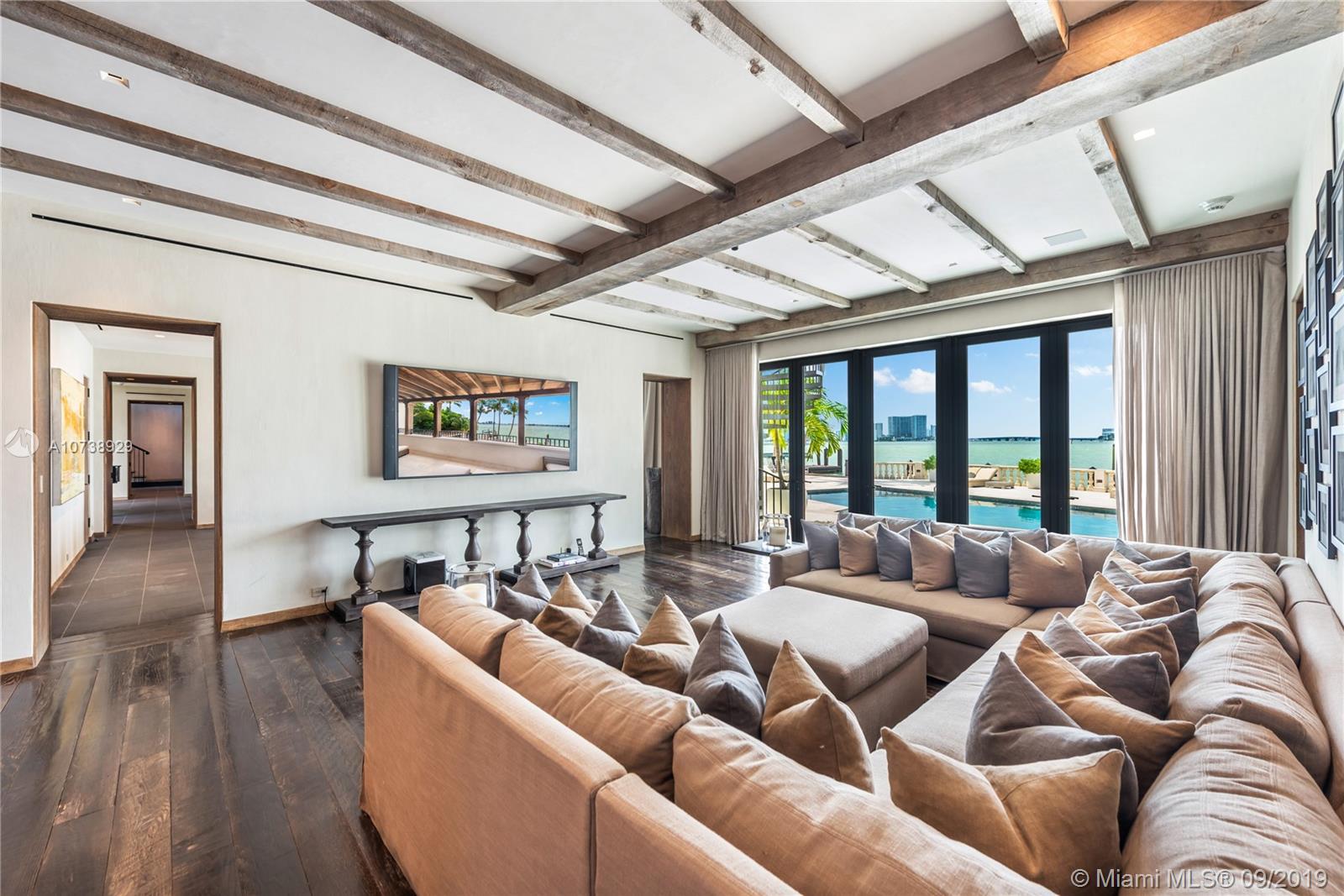 LA GORCE GOLF SUB - Residential