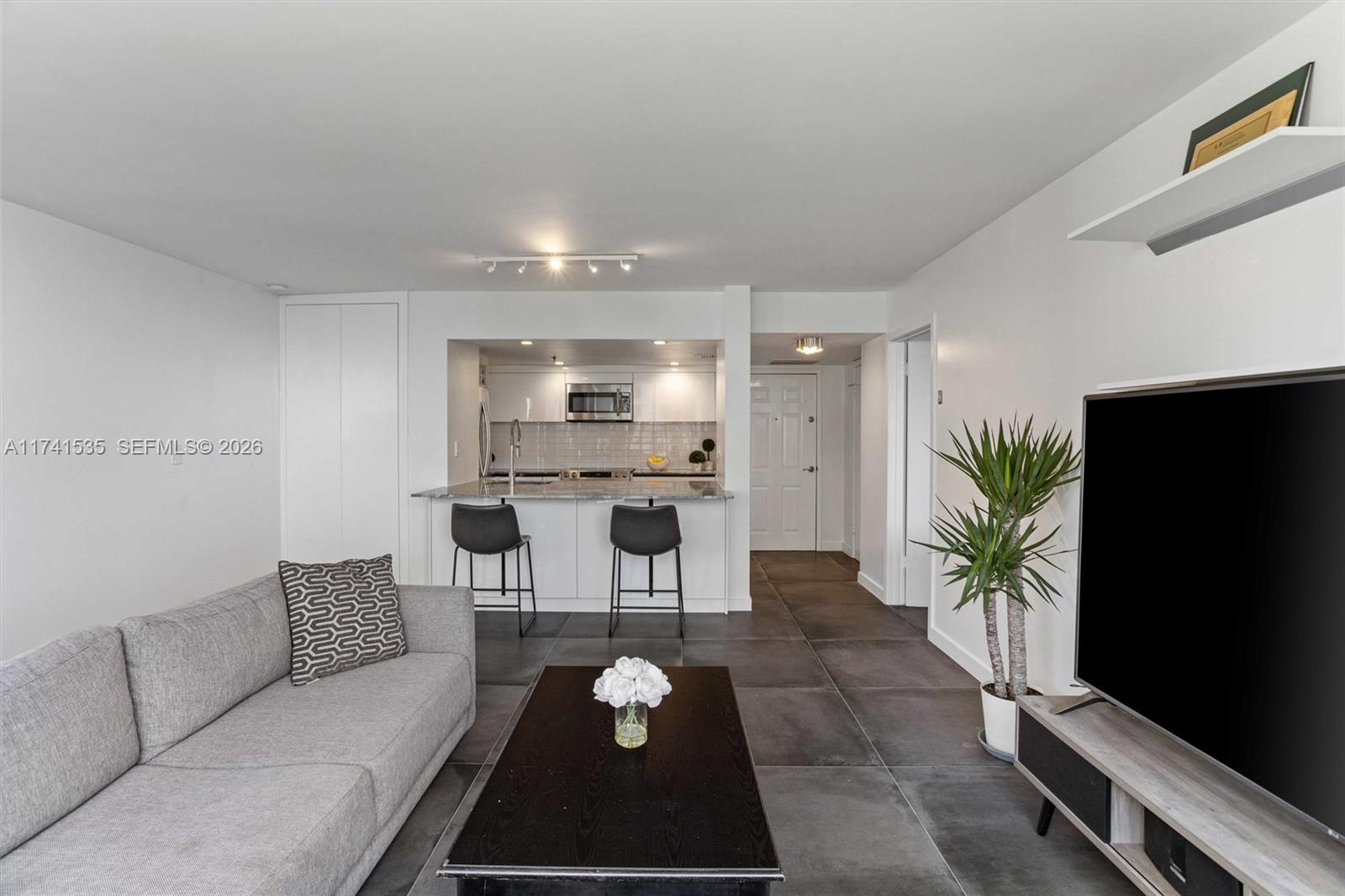 BRICKELL KEY II CONDO - Residential