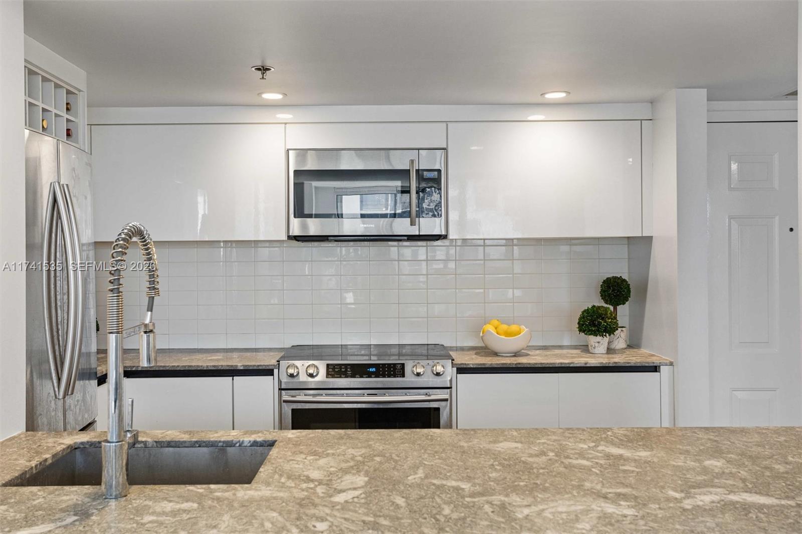 BRICKELL KEY II CONDO - Residential