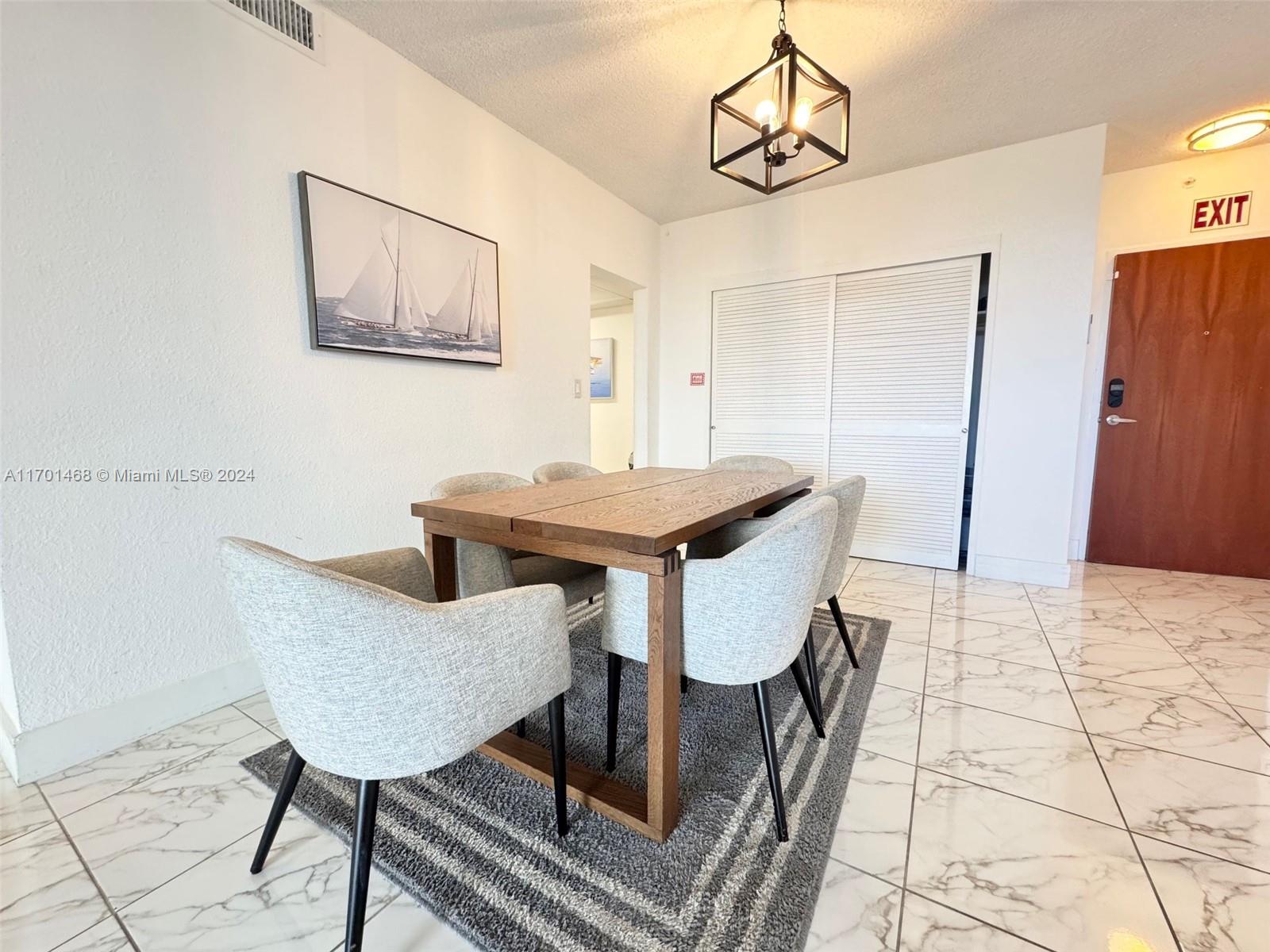 TIDES ON HOLLYWOOD BEACH - Residential