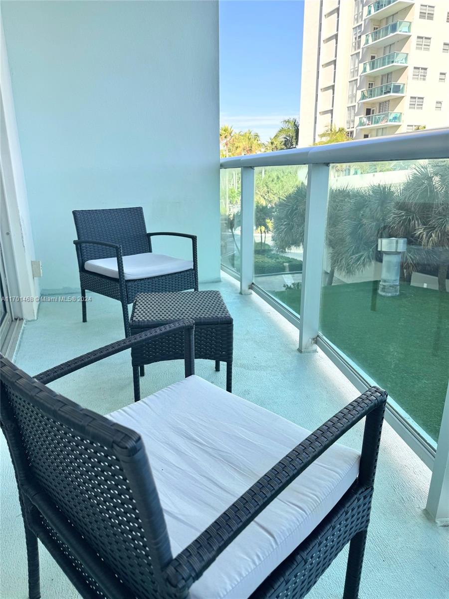 TIDES ON HOLLYWOOD BEACH - Residential