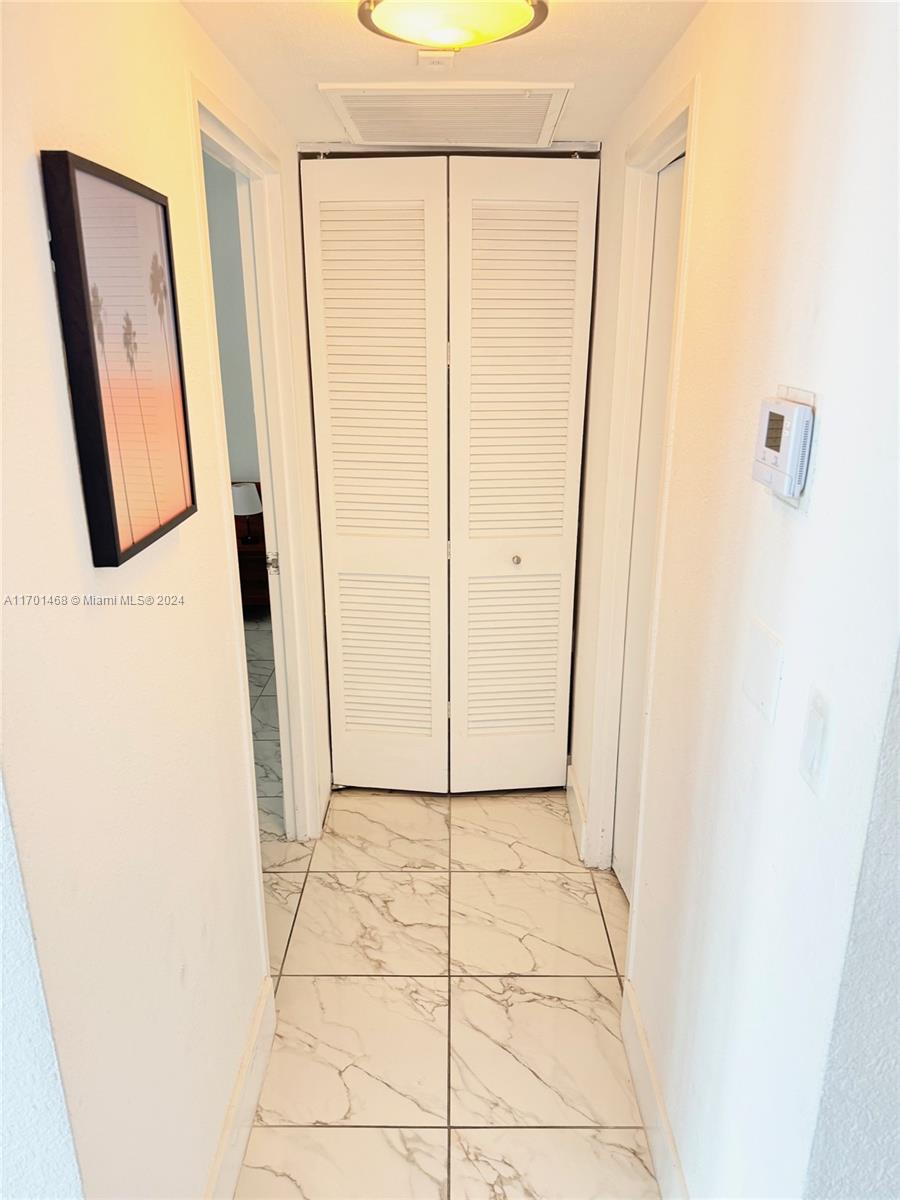 TIDES ON HOLLYWOOD BEACH - Residential