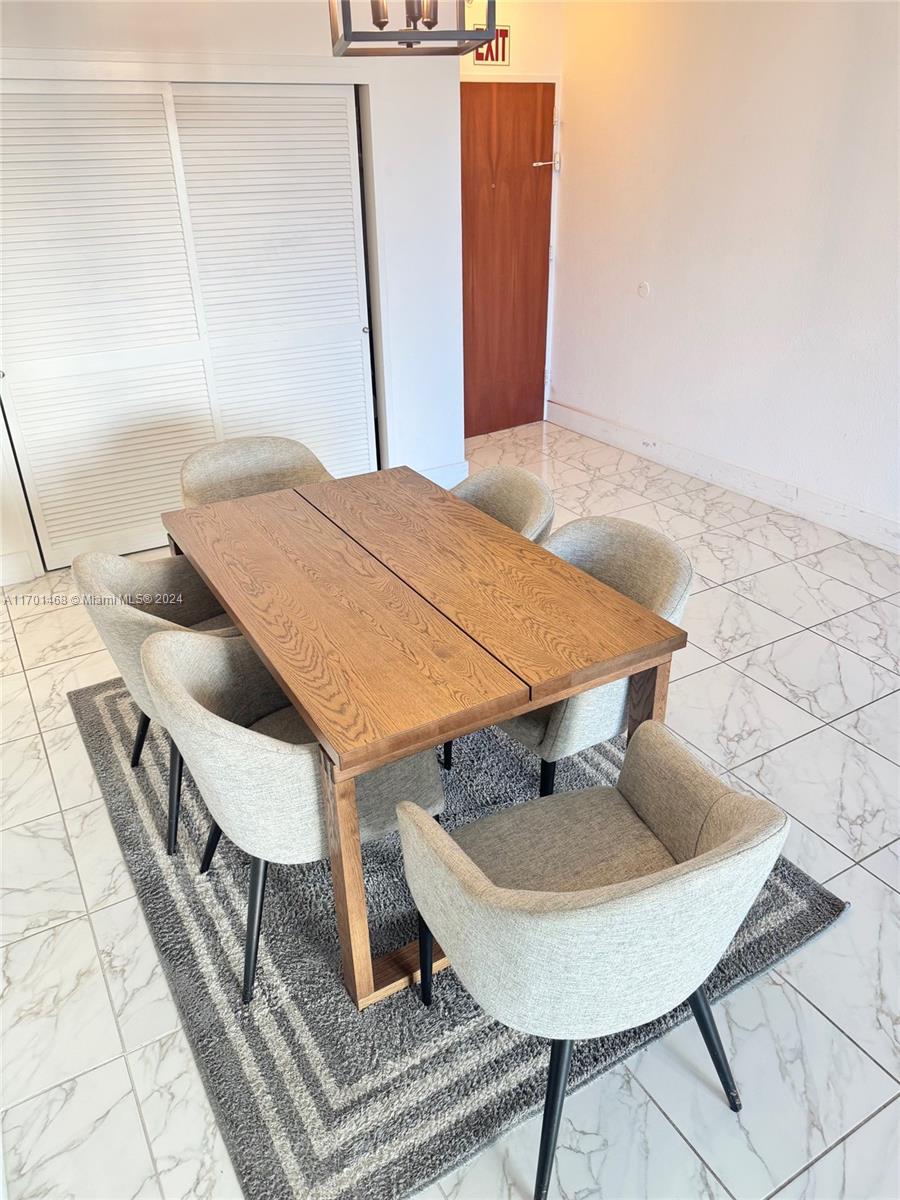 TIDES ON HOLLYWOOD BEACH - Residential