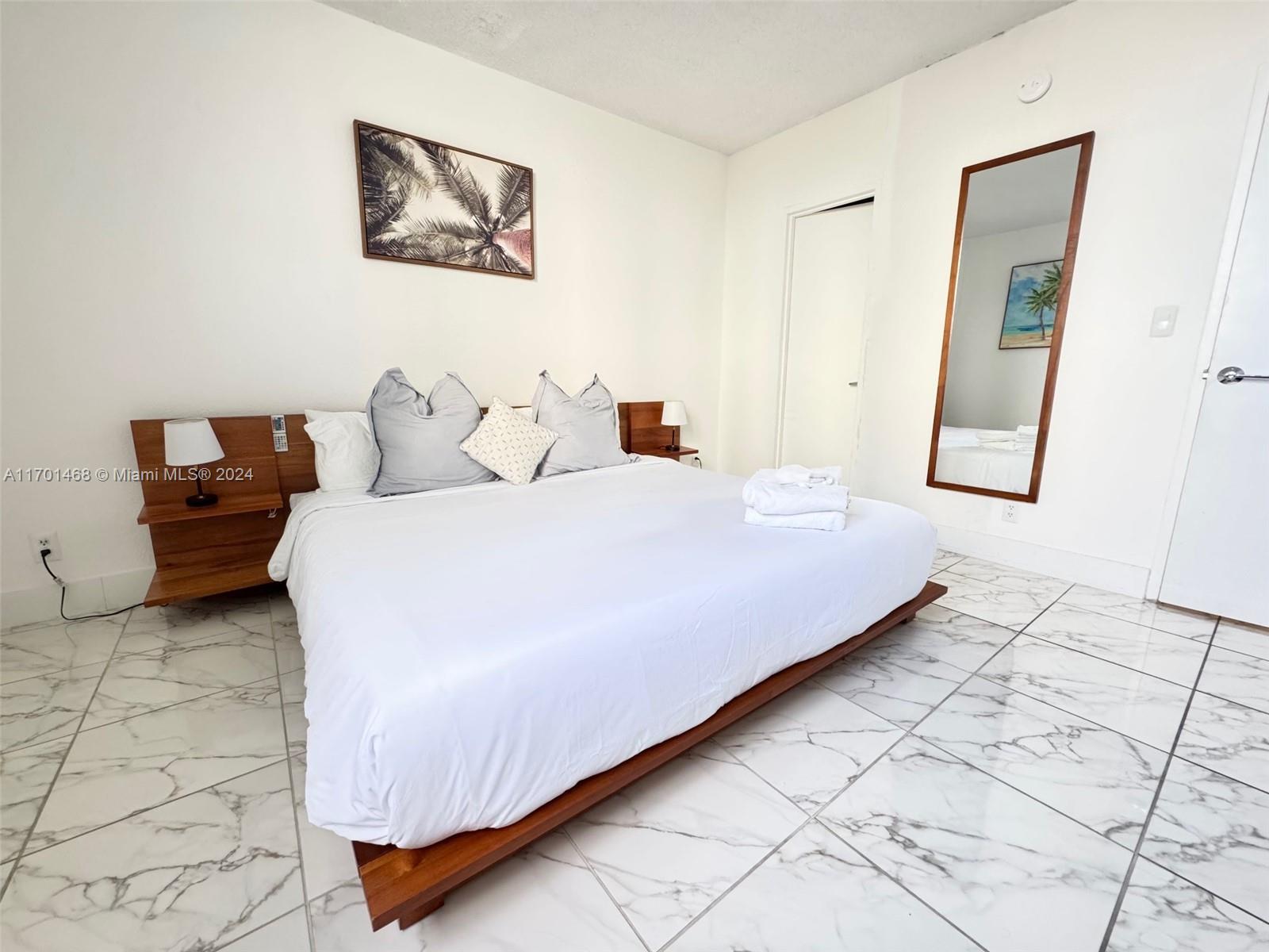TIDES ON HOLLYWOOD BEACH - Residential