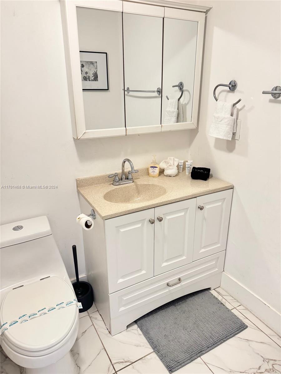 TIDES ON HOLLYWOOD BEACH - Residential