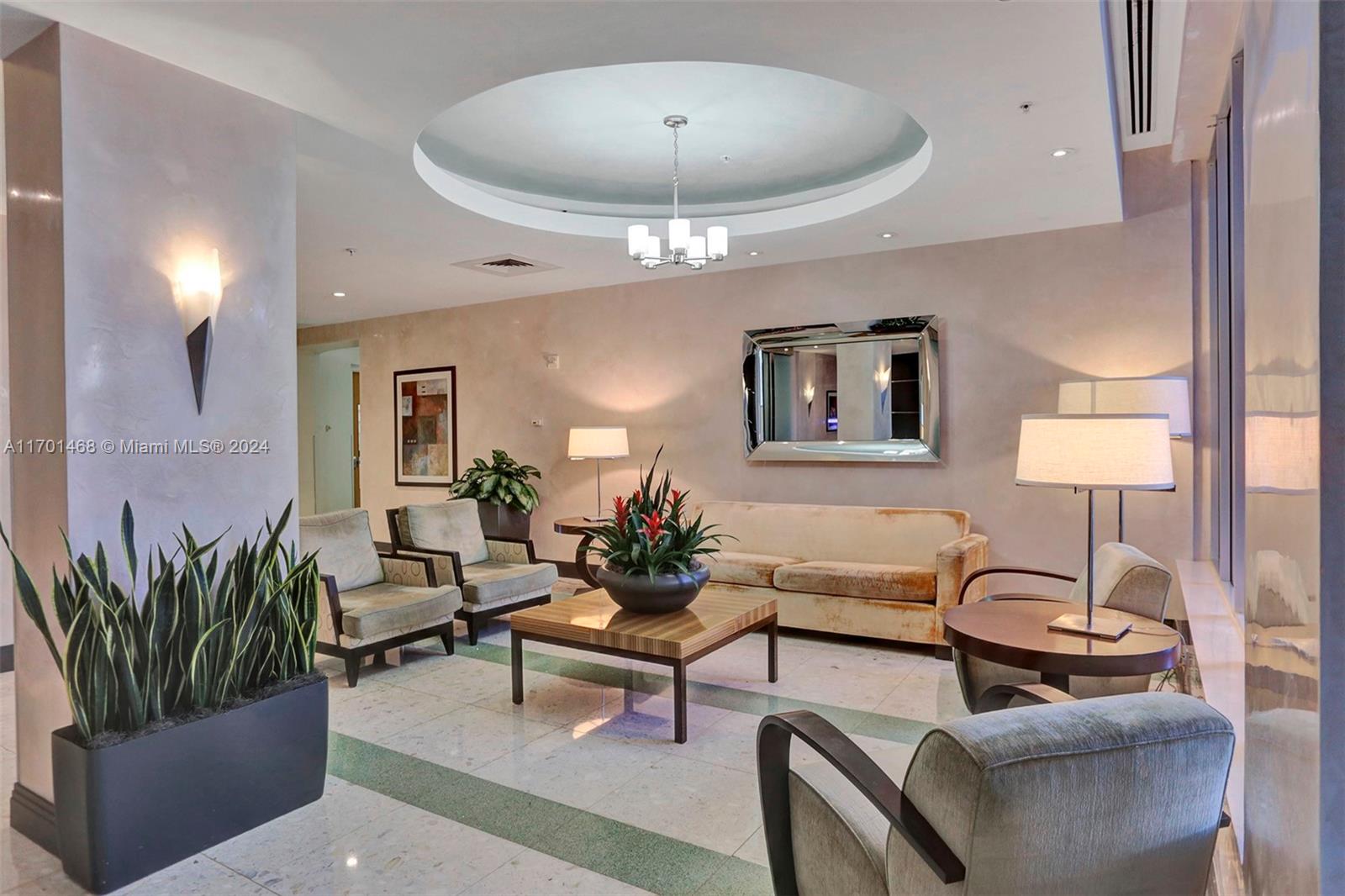 TIDES ON HOLLYWOOD BEACH - Residential