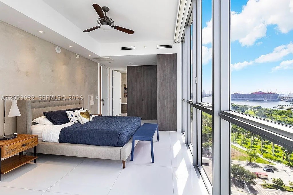 MARQUIS CONDO - Residential
