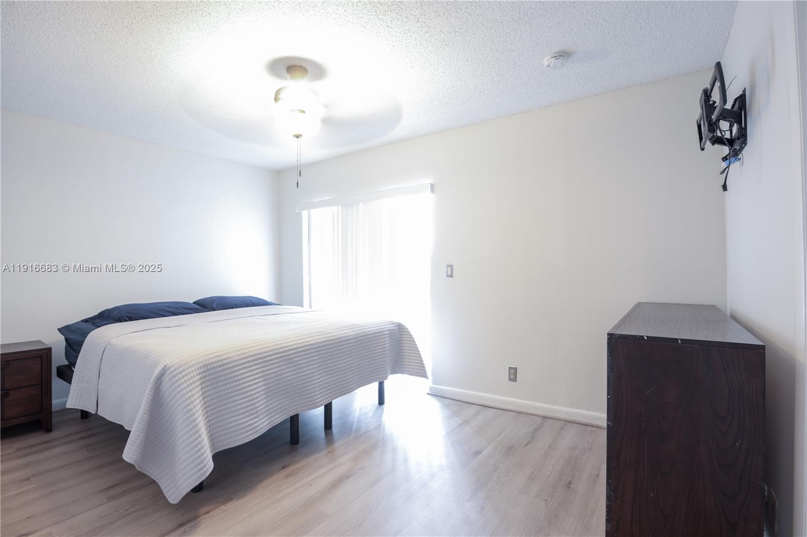 VILLAGE SQUARE CONDO - Residential
