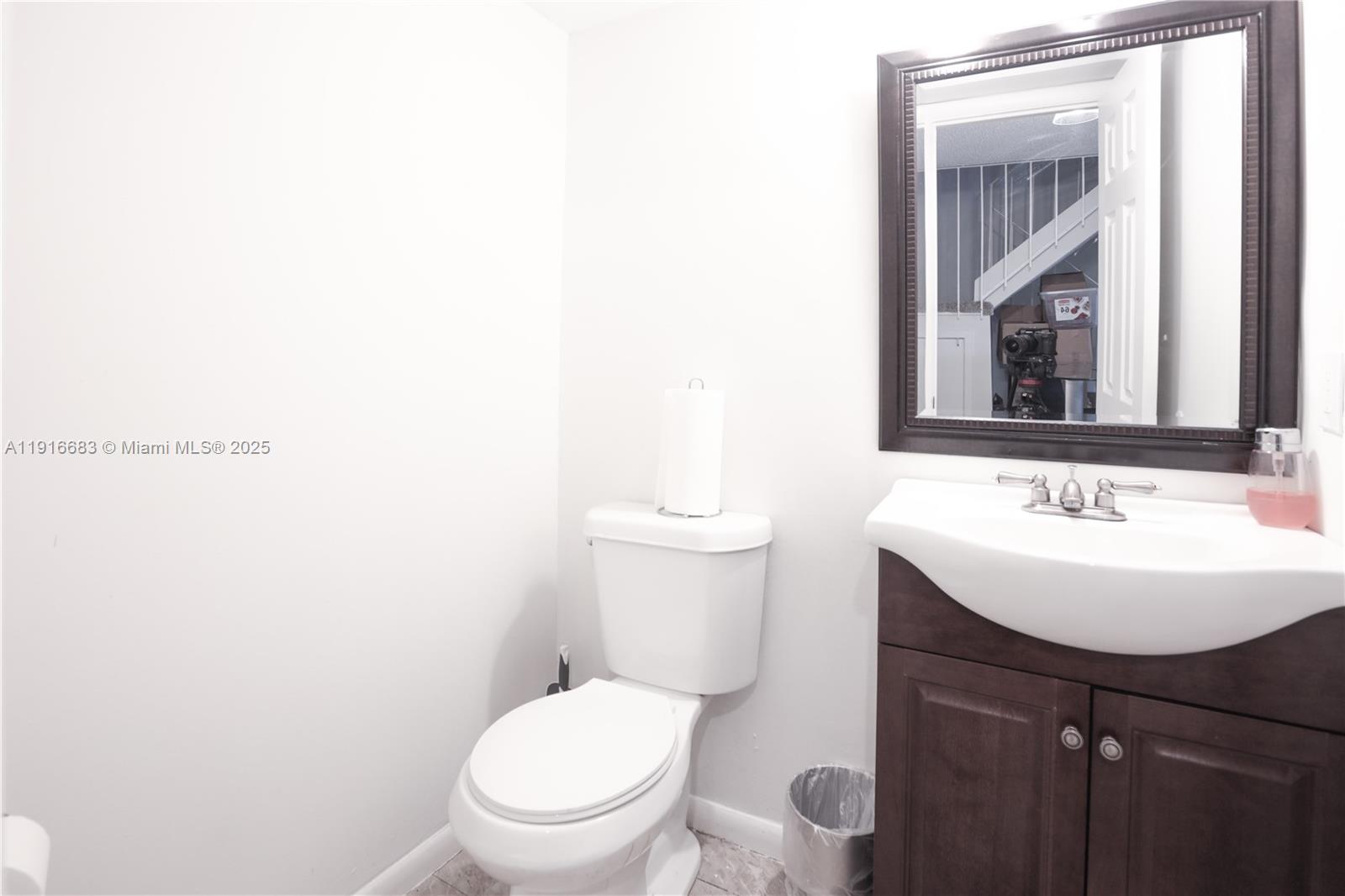 VILLAGE SQUARE CONDO - Residential