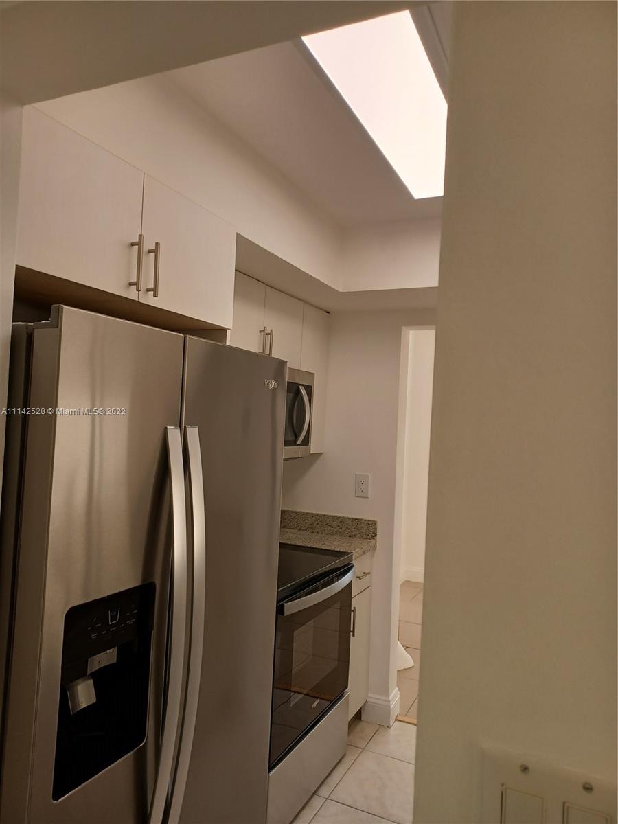 VERABELLA FALLS CONDO - Residential Lease