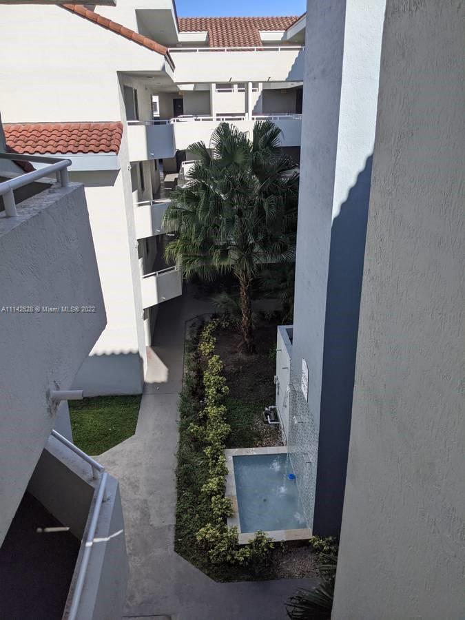 VERABELLA FALLS CONDO - Residential Lease