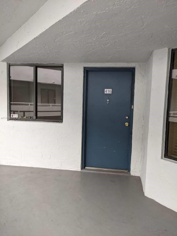 VERABELLA FALLS CONDO - Residential Lease