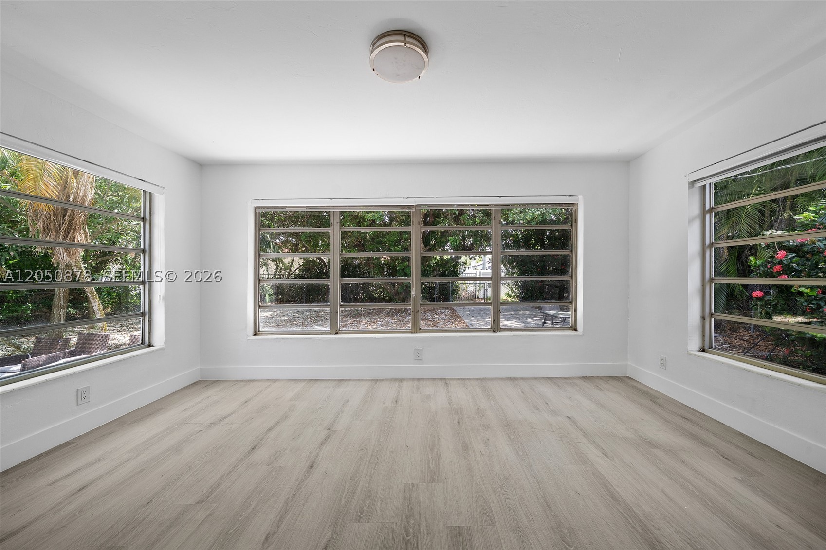 POINCIANA PK AMEN PL BLKS - Residential