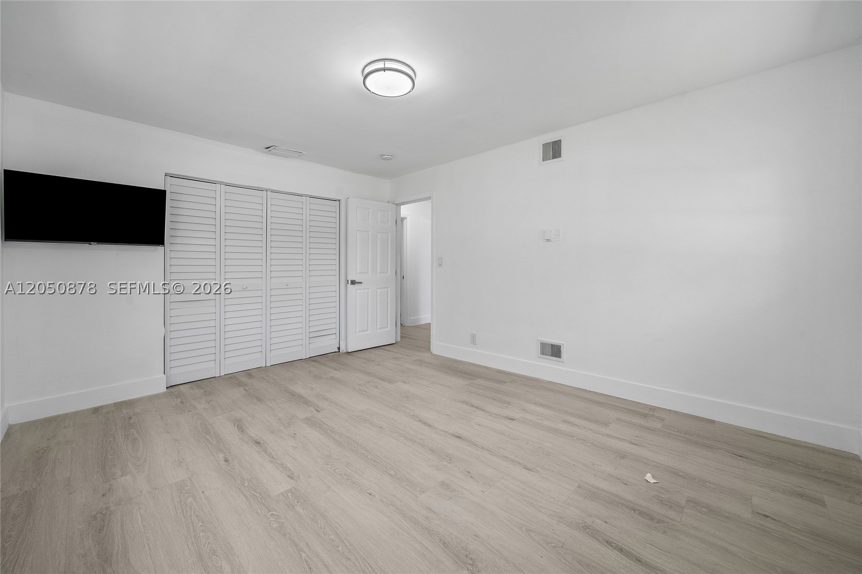 POINCIANA PK AMEN PL BLKS - Residential