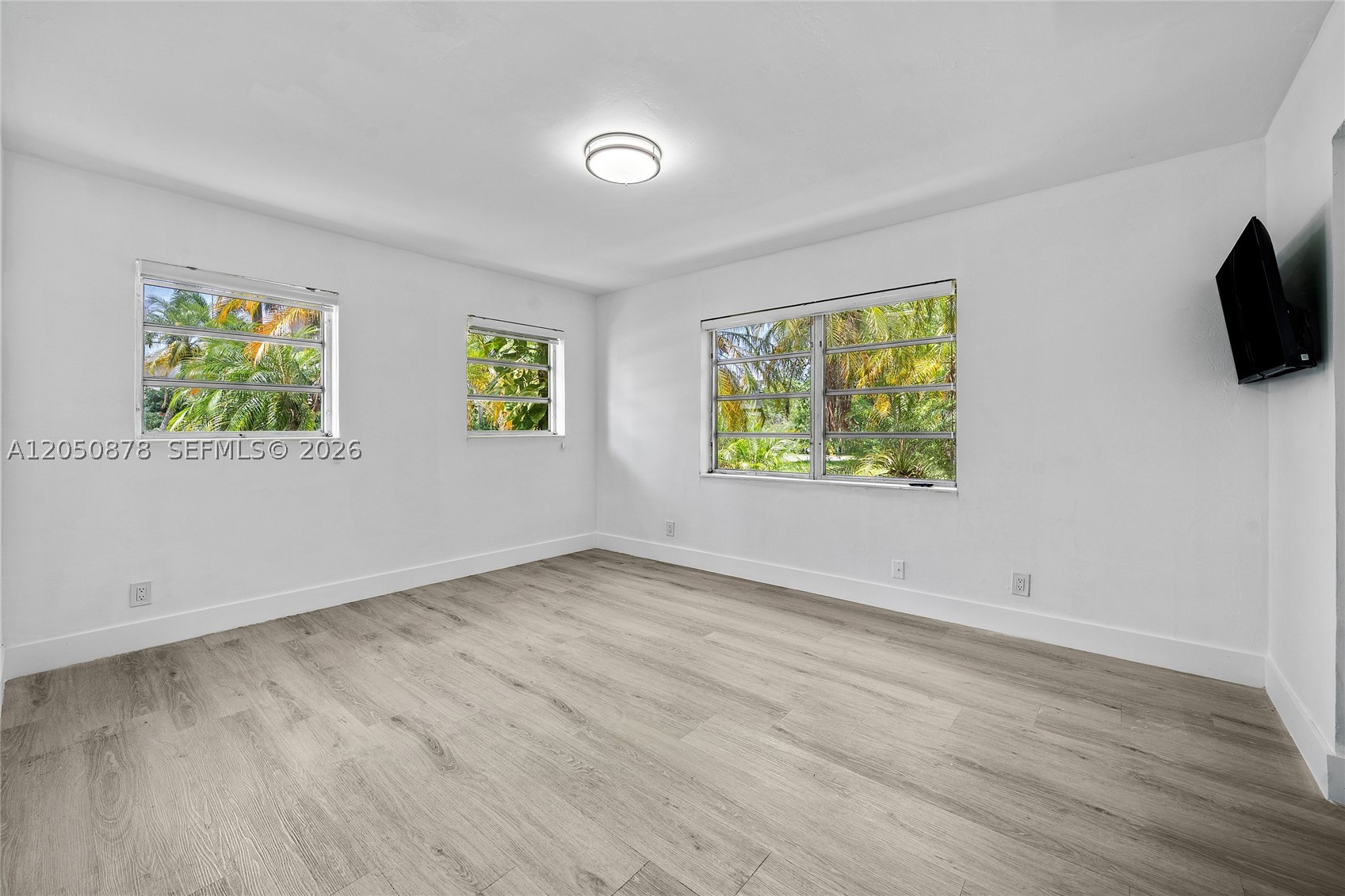POINCIANA PK AMEN PL BLKS - Residential